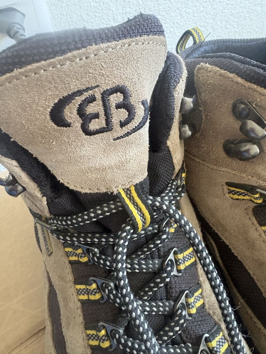 Chaussures hommes: Wanderschuhe 🥾, NP 149 CHF  – D'occasion à Obbürgen par bugi6868 3