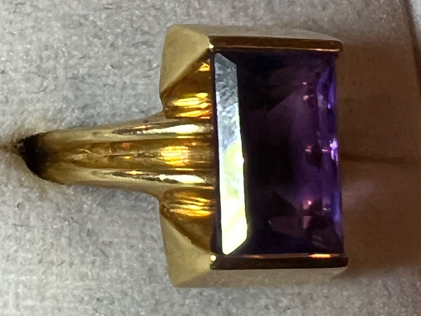 Anelli: Gold-Ring 14K mit Amethyst – Usato da Chur venduto da Penting1935 3