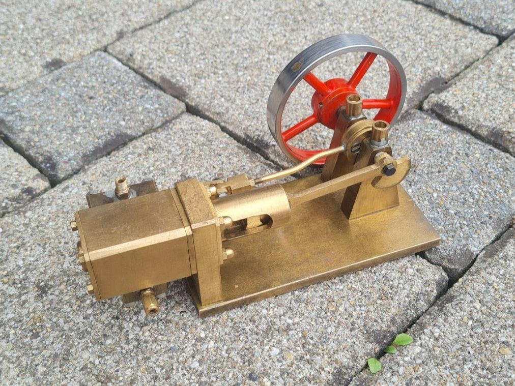 Modellbausätze & Standmodelle: Dampfmaschine?? / Luftmodell?? / Messing /Eigenbau?? /1.4 Kg – Gebraucht aus Safenwil von Husqi2000 2