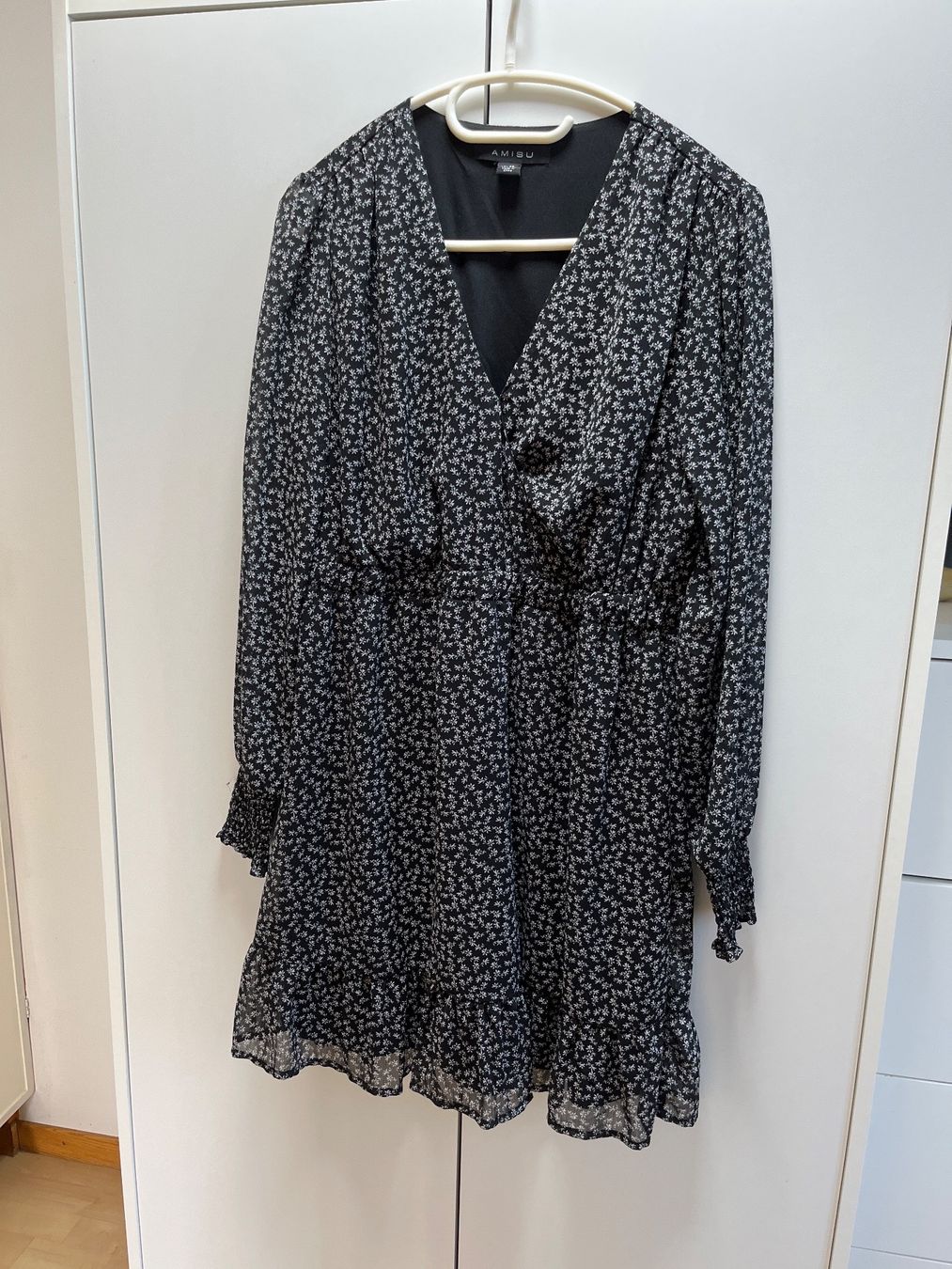 Robes: Kleid für Übergangszeit oder auch Winter – D'occasion à Frauenfeld par Mirabai