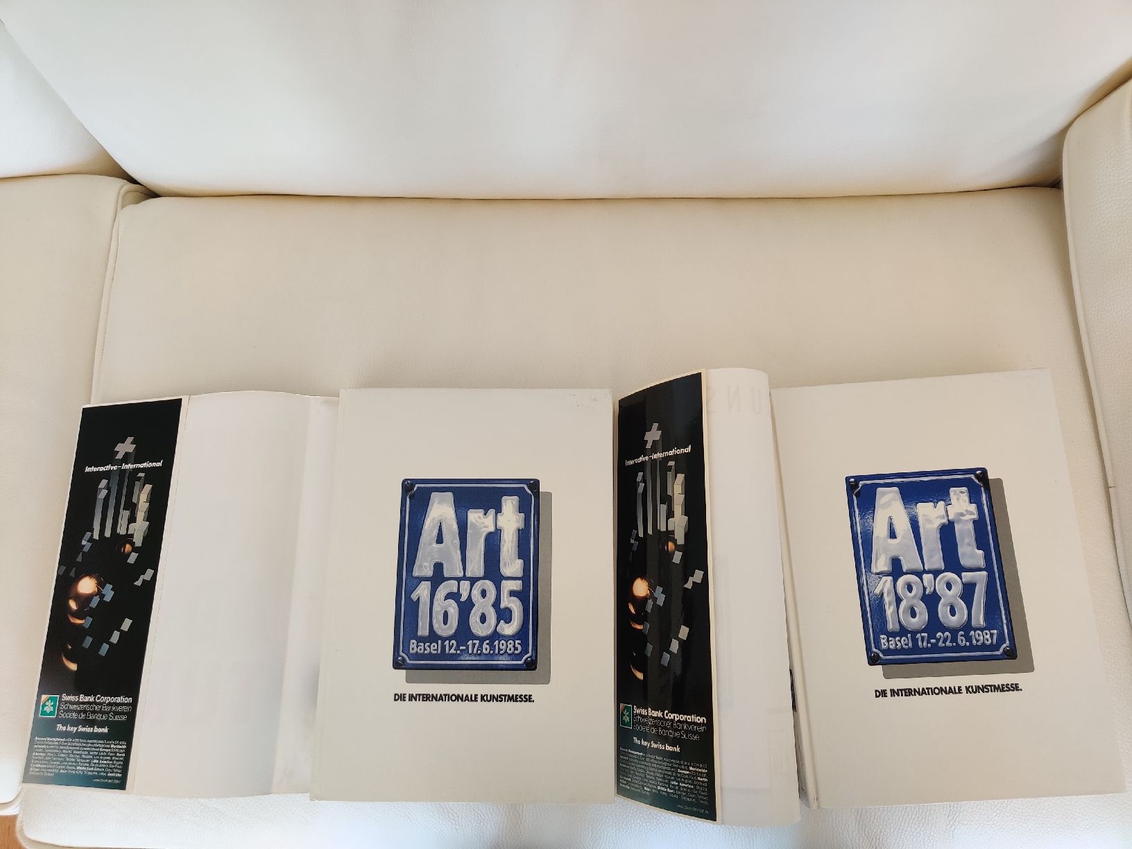 Catalogues Art Basel 1985 et 1987 (Gebraucht) in Genève für CHF 2 – mit ...