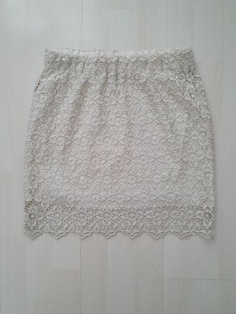 Spitzenrock Gr 34 v. H&M