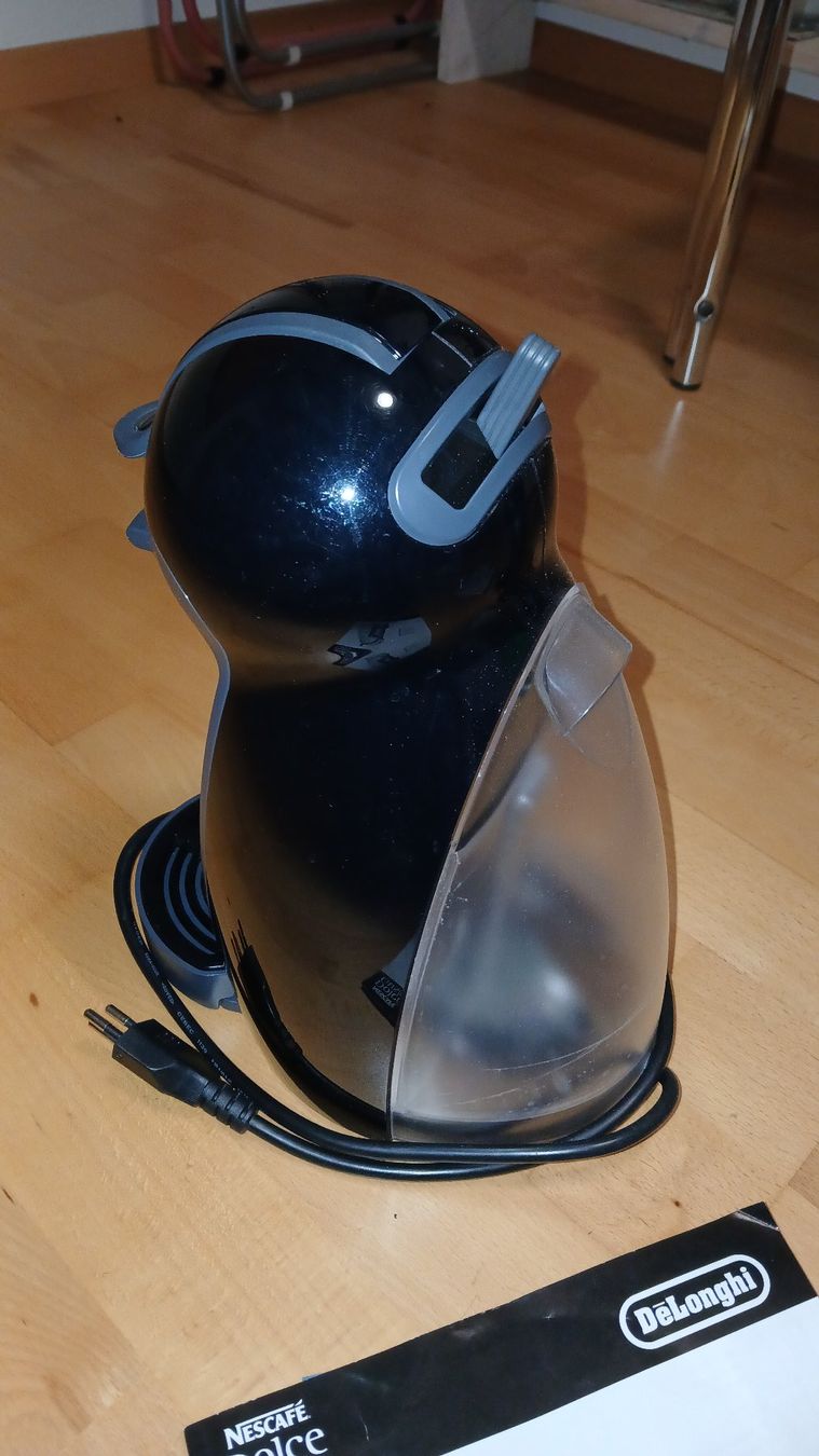 Nescafé Kaffeemaschinen & Espressomaschinen: NESCAFE DolceGusto Kaffee-Kapselmaschiene – Gebraucht aus hinwil von tho_j6kz 7