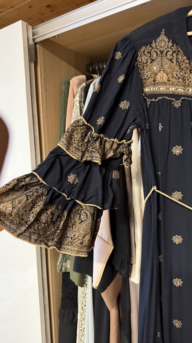 Vestiti: Boho-Maxikleid / Kaftan in Scharz&Gold gr M – Nuovo (secondo la descrizione) da Haslen GL venduto da rana04 1