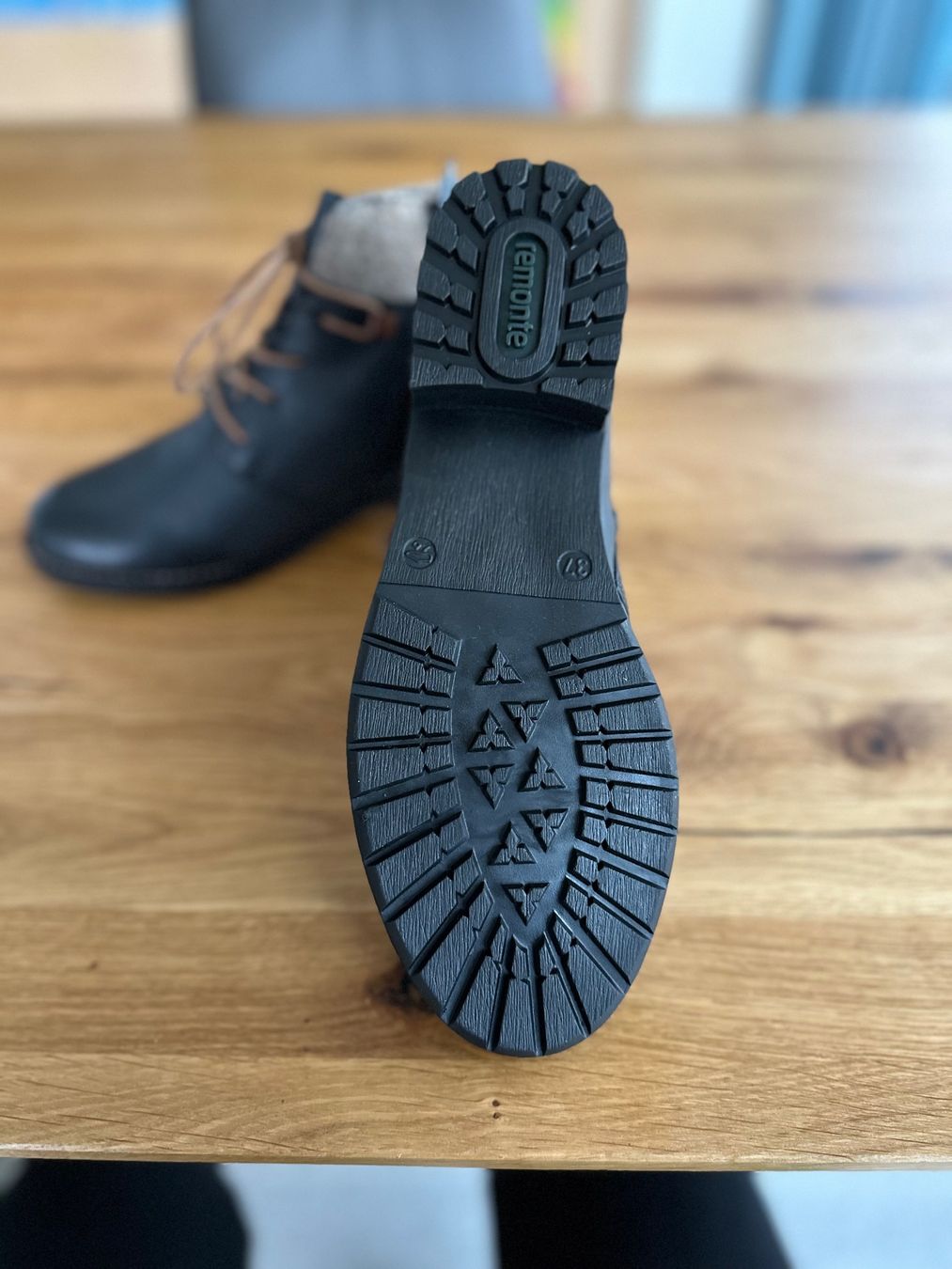 Damenschuhe: Remote Damen Schuh Winter Gr 37 – Neu und originalverpackt aus Zizers von special_peanuts 2
