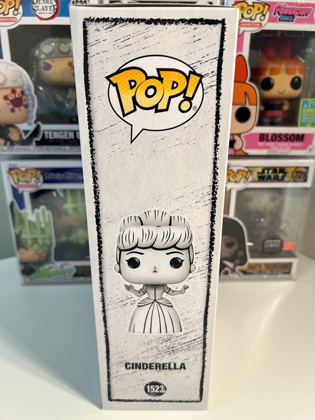 Funko Statuette: Funko POP! Comic Cover Sketched Cendrillon – Nuovo e nell'imballaggio originale da Le Mouret venduto da perfectbijou 1