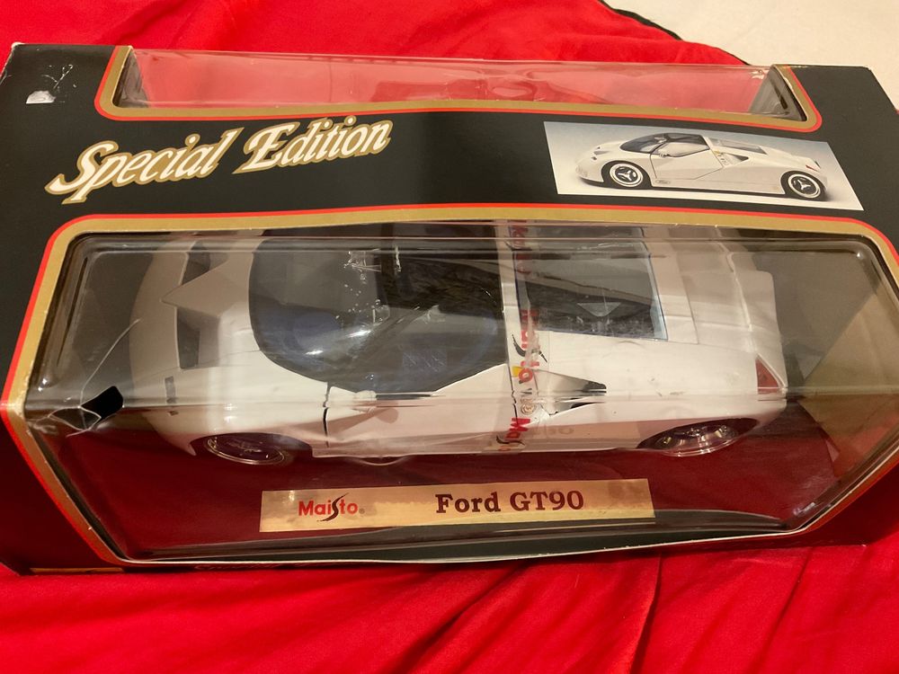 Modellauto Ford GT90 1:18 von Maisto ! | Kaufen auf Ricardo
