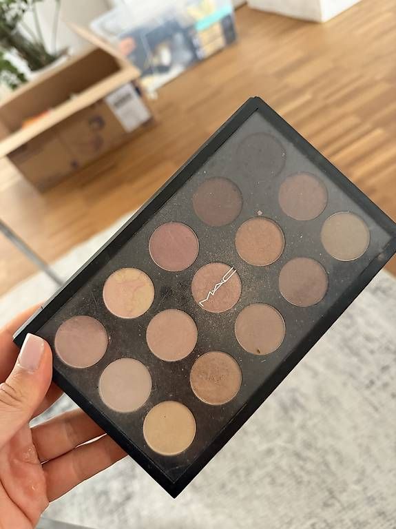 Make-up: mac - liedschatten palette – Gebraucht aus Malters von pat_v8ly
