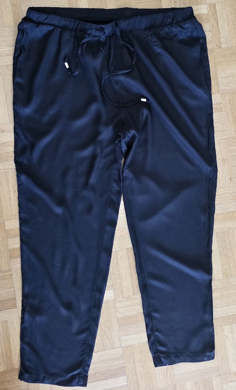 Pantaloni: Pantalon fluide Eté noir – Usato da Yverdon-les-Bains venduto da van_dq65 3