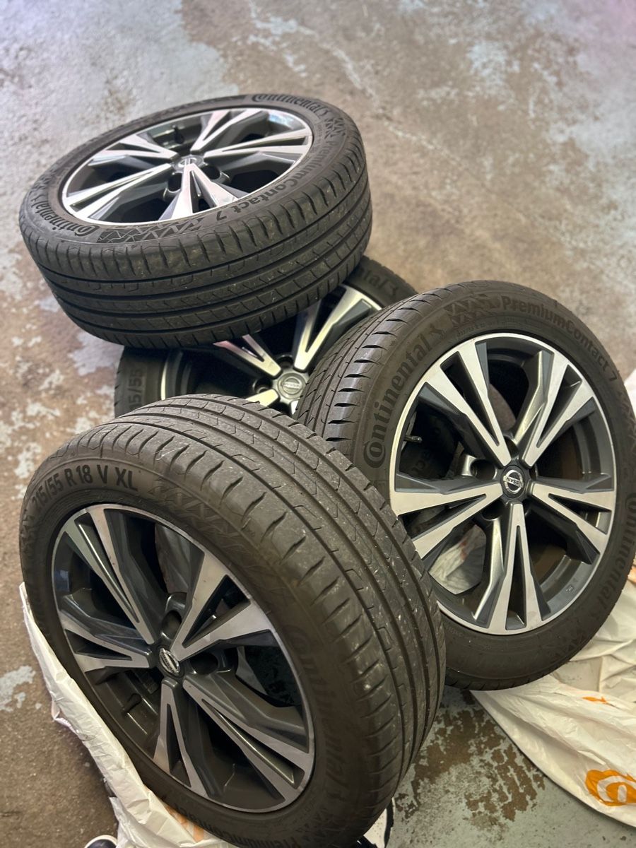 Nissan Felgen: Alu Felgen mit Reifen – Gebraucht aus Rüti ZH von ramsi69