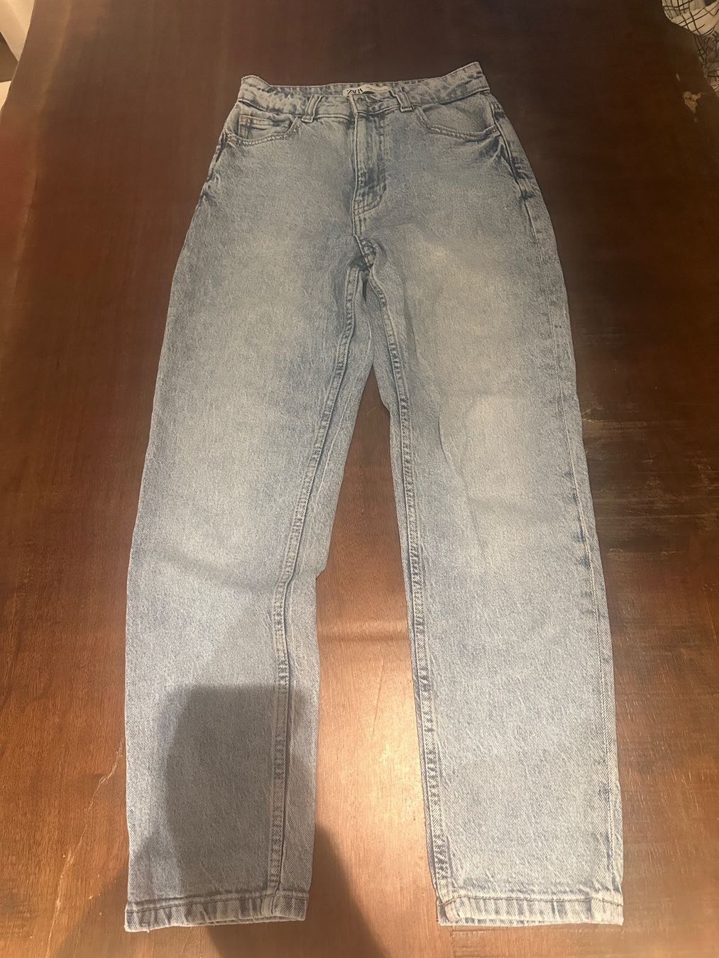 Zara Jeans: Zara Jenas EUR 34 – Gebraucht aus Heerbrugg von cheedsk