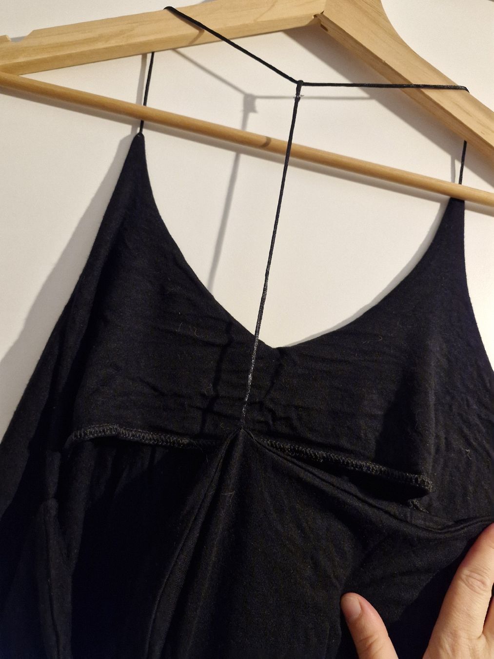 Top: schwarzes Top – Usato da Breitenbach venduto da sabrinaa95 2