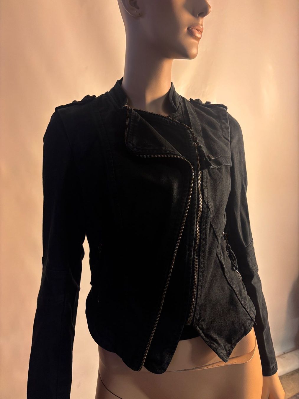 Giacche: Jeans-Jacke im lässigen Biker- oder Military-Look. – Usato da Münchenstein venduto da tsp01 1