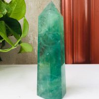 NEU: Fluorit Edelstein Obelisk grün 413 Gramm keine Kette