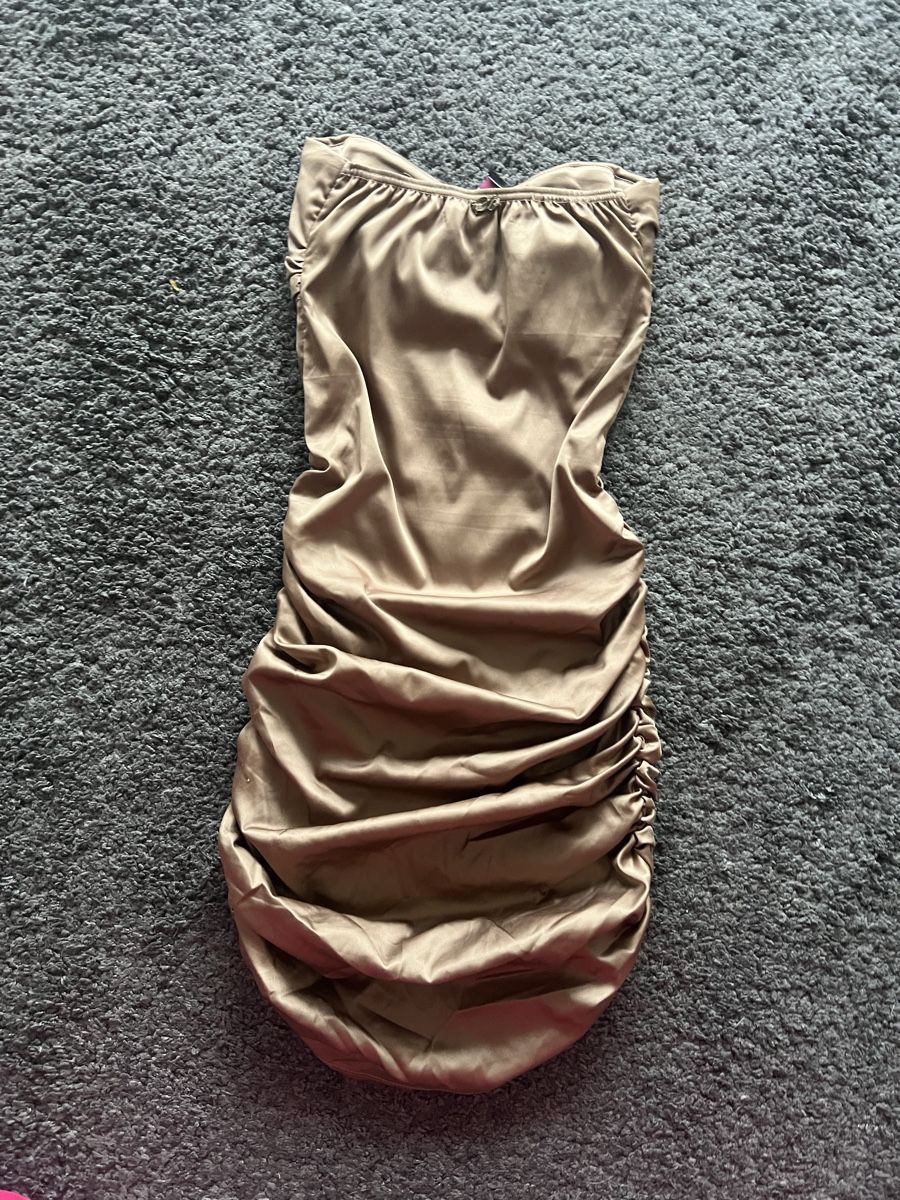 Kleider: Wunderschönes Cocktailkleid mit perfekter Passform Gr.S – Neu (gemäss Beschreibung) aus Effretikon von Briga.S. 3