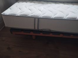 Bett:Celesta Swiss Design, Saturn Matratze fest+medium