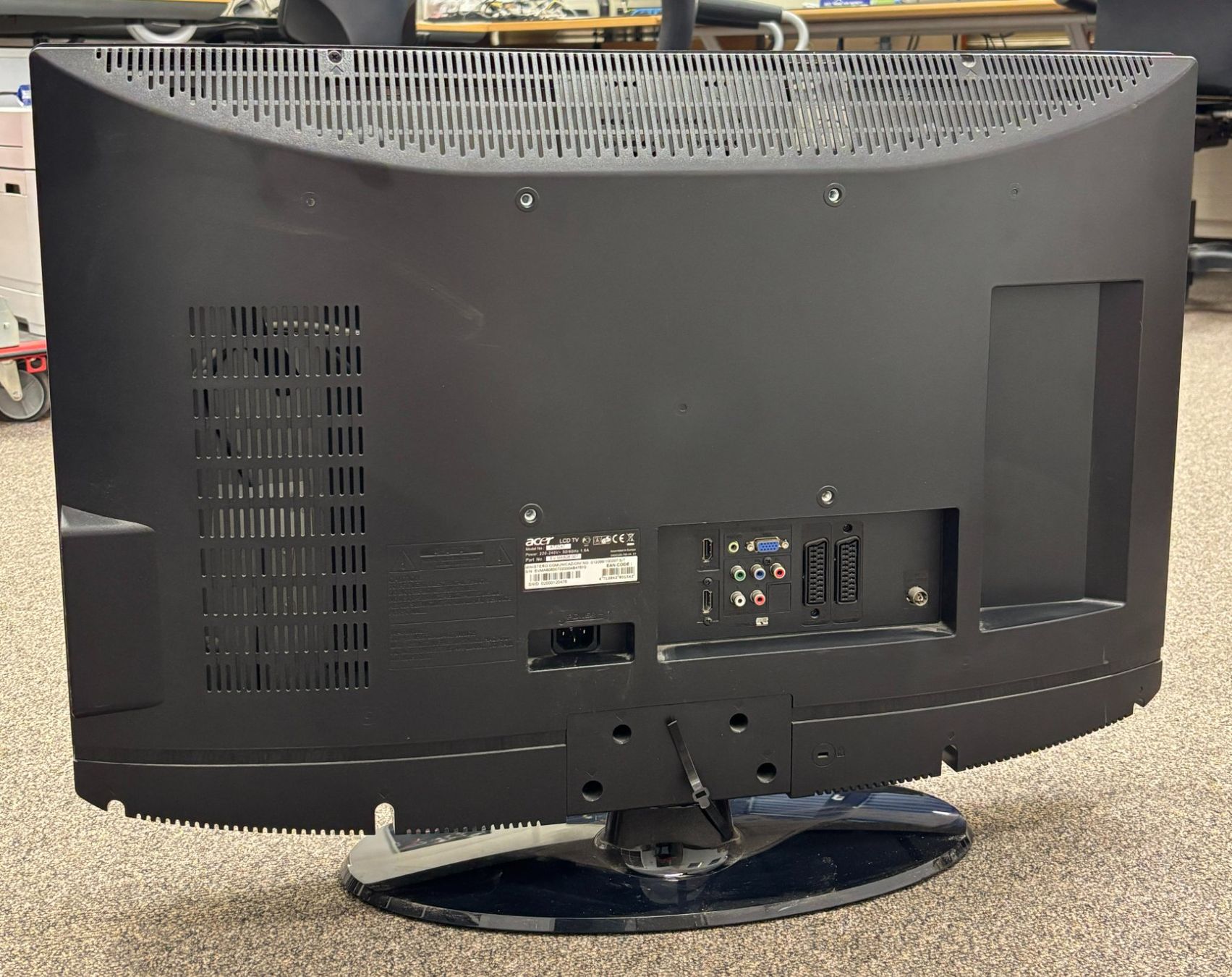 Televisori: Acer AT3247 32" LCD TV – Usato da Geroldswil venduto da Kuale 2