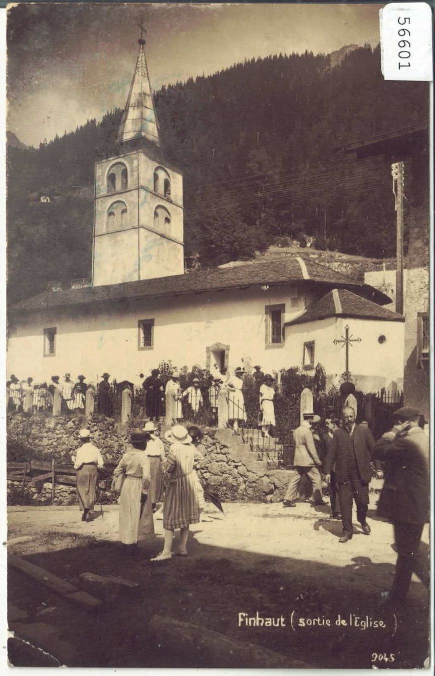 Ansichtskarten: Finhaut - sortie de l'Eglise - animee – Gebraucht aus Ettingen von Kartenplanet
