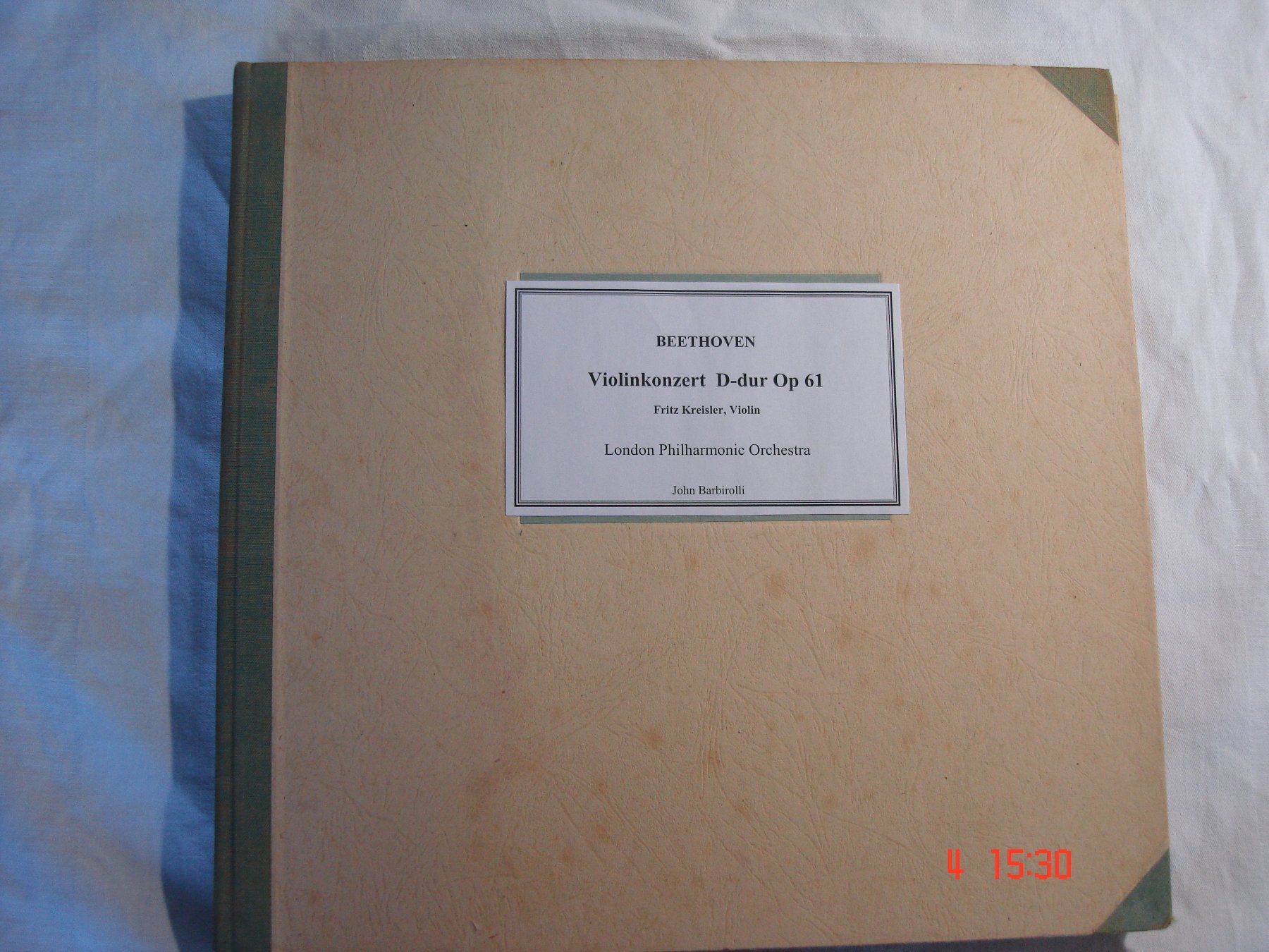 Dischi in vinile: Schellackplattenalbum Beethoven Violinkonzert D-Dur Op.61 – Usato da Aeschi SO venduto da abi1951