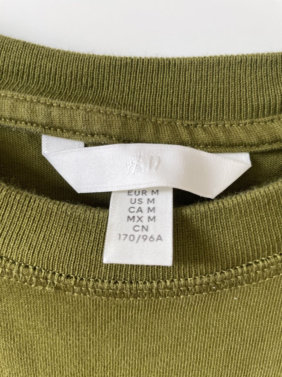 H&M T-shirt: H&M Basic T-Shirt Khaki Olivgrün Gr. M 100% Baumwolle – Usato da Neukirch an der Thur venduto da bee88 1