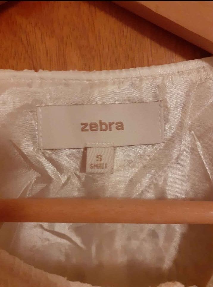 Zebra Giacche: Jolie veste blanche fine – Usato da Corseaux venduto da MelodyRL 2