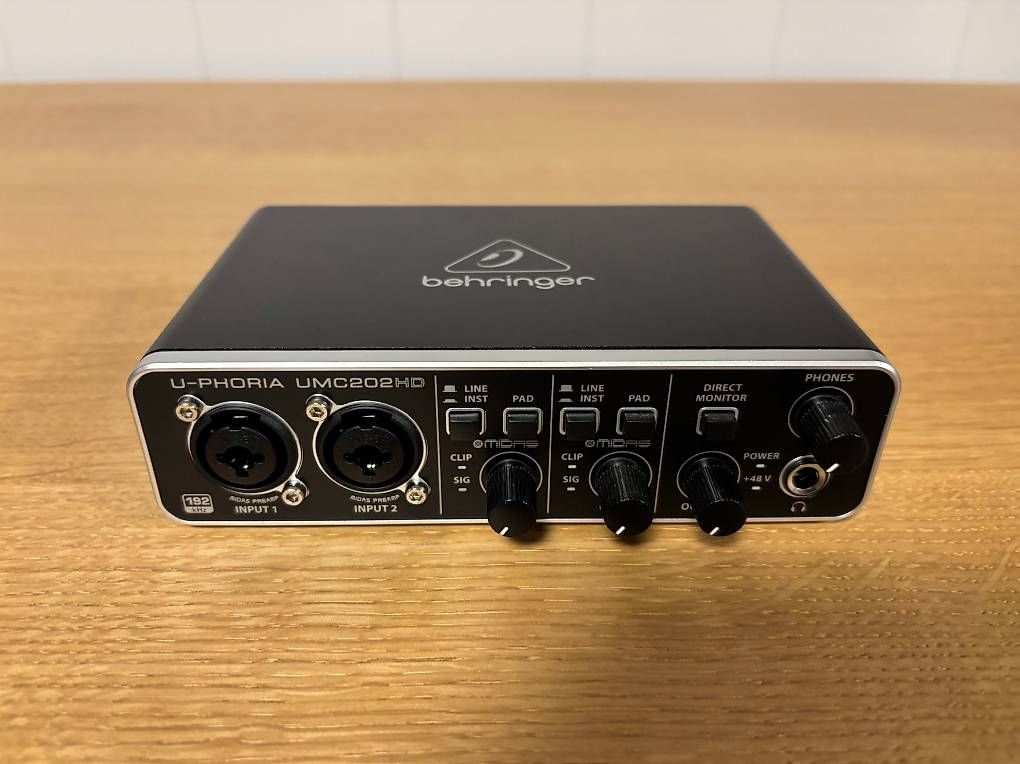 Attrezzatura per studi di registrazione: Behringer U-Phoria UMC202HD – Usato da Niederbipp venduto da Bonzo_10
