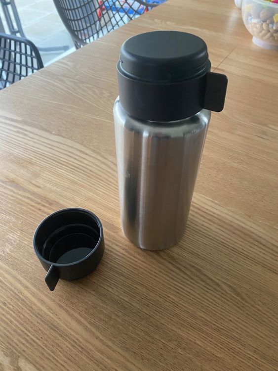 Thermos Ikea avec deux tasses Kaufen auf Ricardo