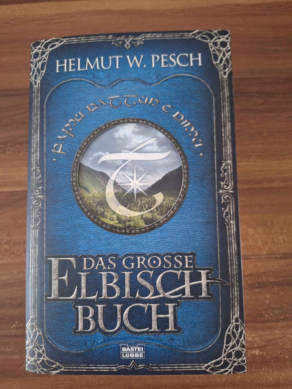 Libri: Das grosse Elbisch Buch Herr der Ringe Wörterbuch – Usato da Grenchen venduto da LadyCalis