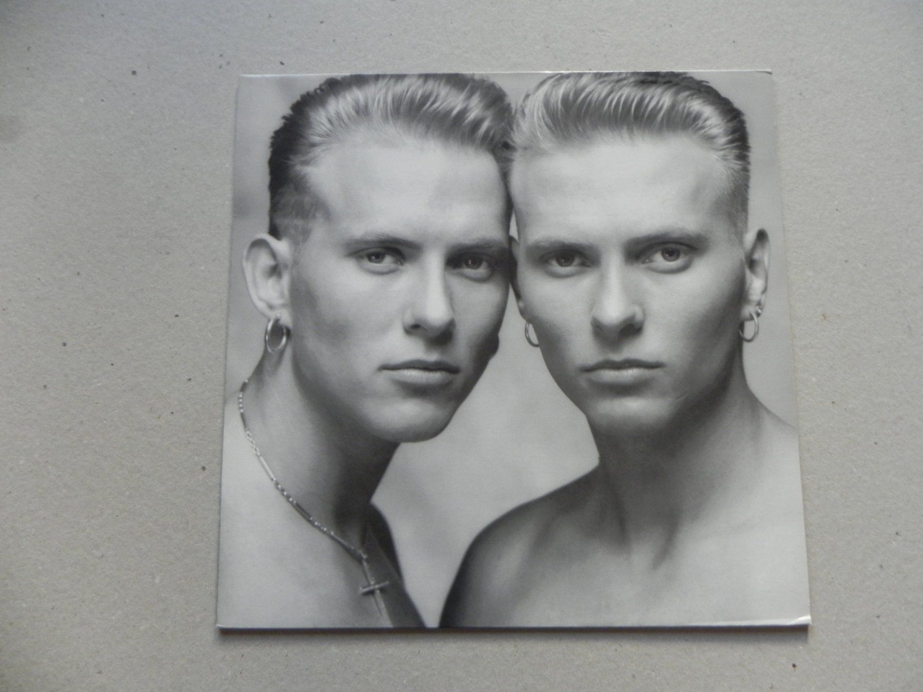 Schallplatten: LP brit. Synth Pop  Band Bros 1989 The Time – Gebraucht aus Siebnen von krimsie