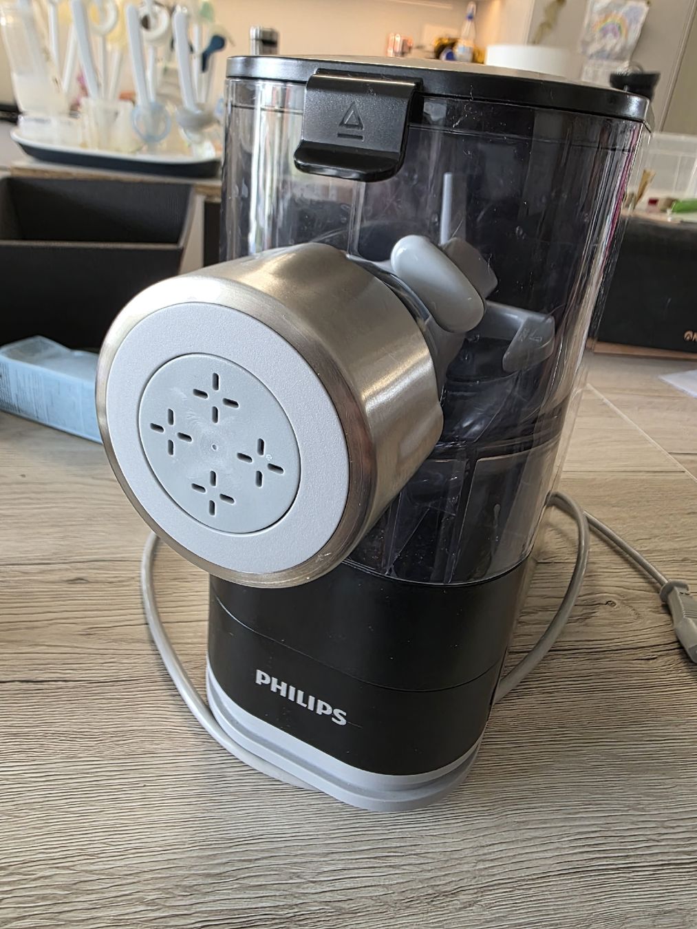 Philips Elettrodomestici da cucina: Philips Pastamaker - Frisch gemachte Pasta im Nu! – Usato da Niederlenz venduto da daniela250994