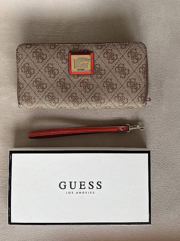 Portemonnaies: Guess Portemonnaie  – D'occasion à Riedholz par lis_q8fn