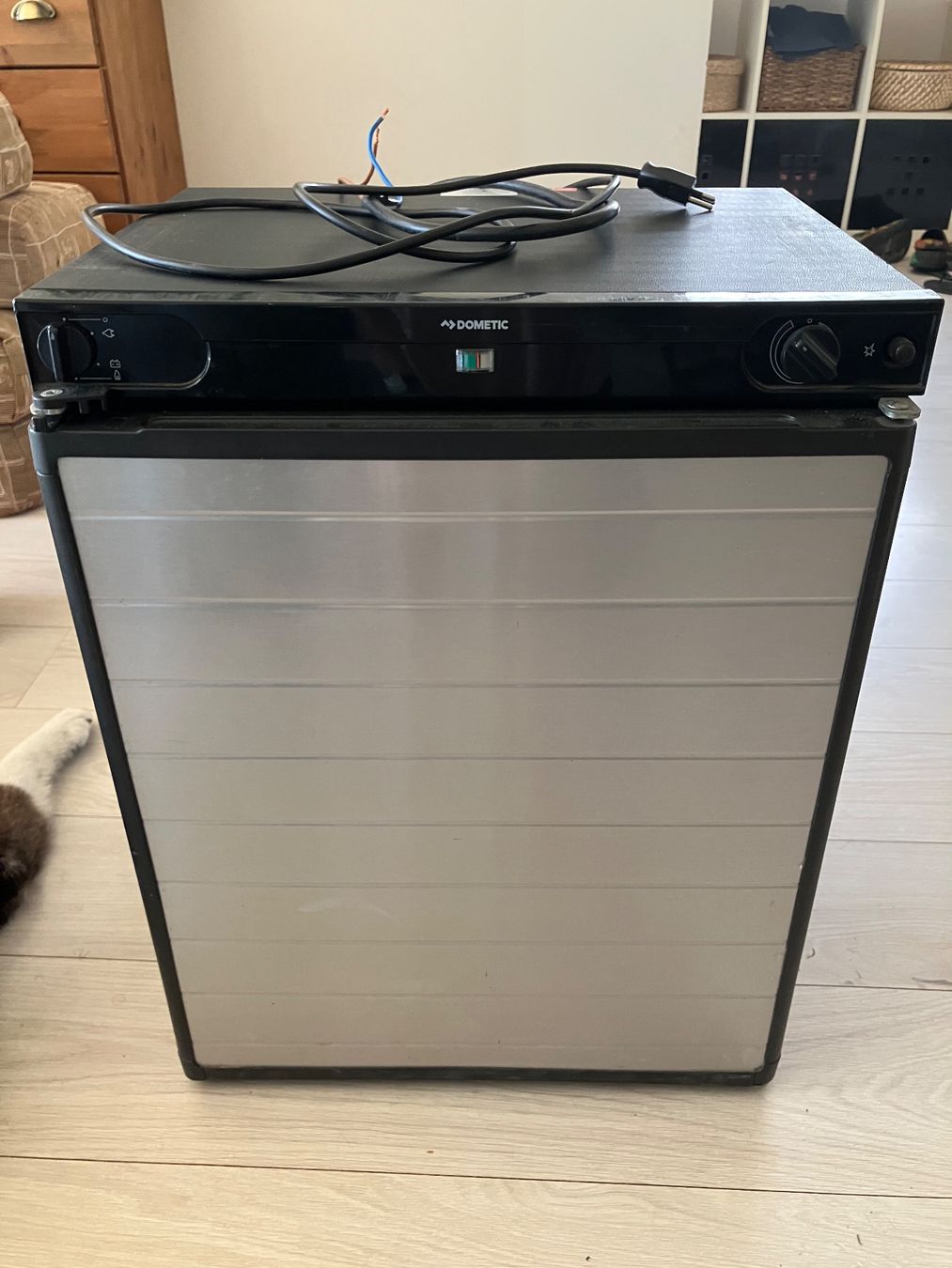 Frigoriferi: Frigo trimix Dometic CombiCool RF 60 - 12v, 230v, gaz 30mbar – Usato da Gillarens venduto da St-ephane 1