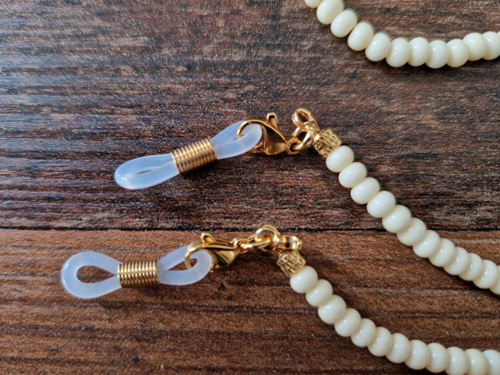 Catenine: Brillenband / Brillenkette cremefarben – Nuovo e nell'imballaggio originale da Bern venduto da Somatom_ 1