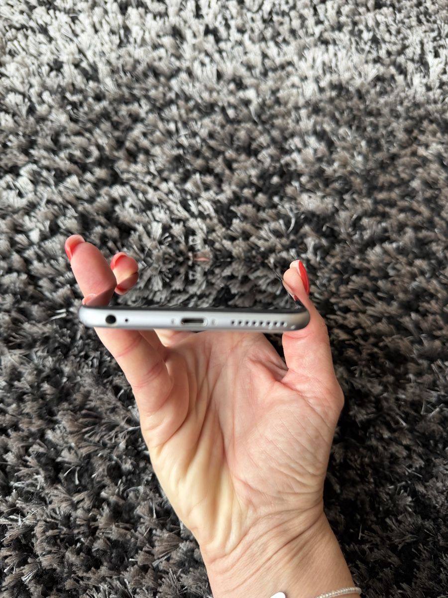 Apple Portables: iPhone – Défectueux à Wil SG par Ciara13 4