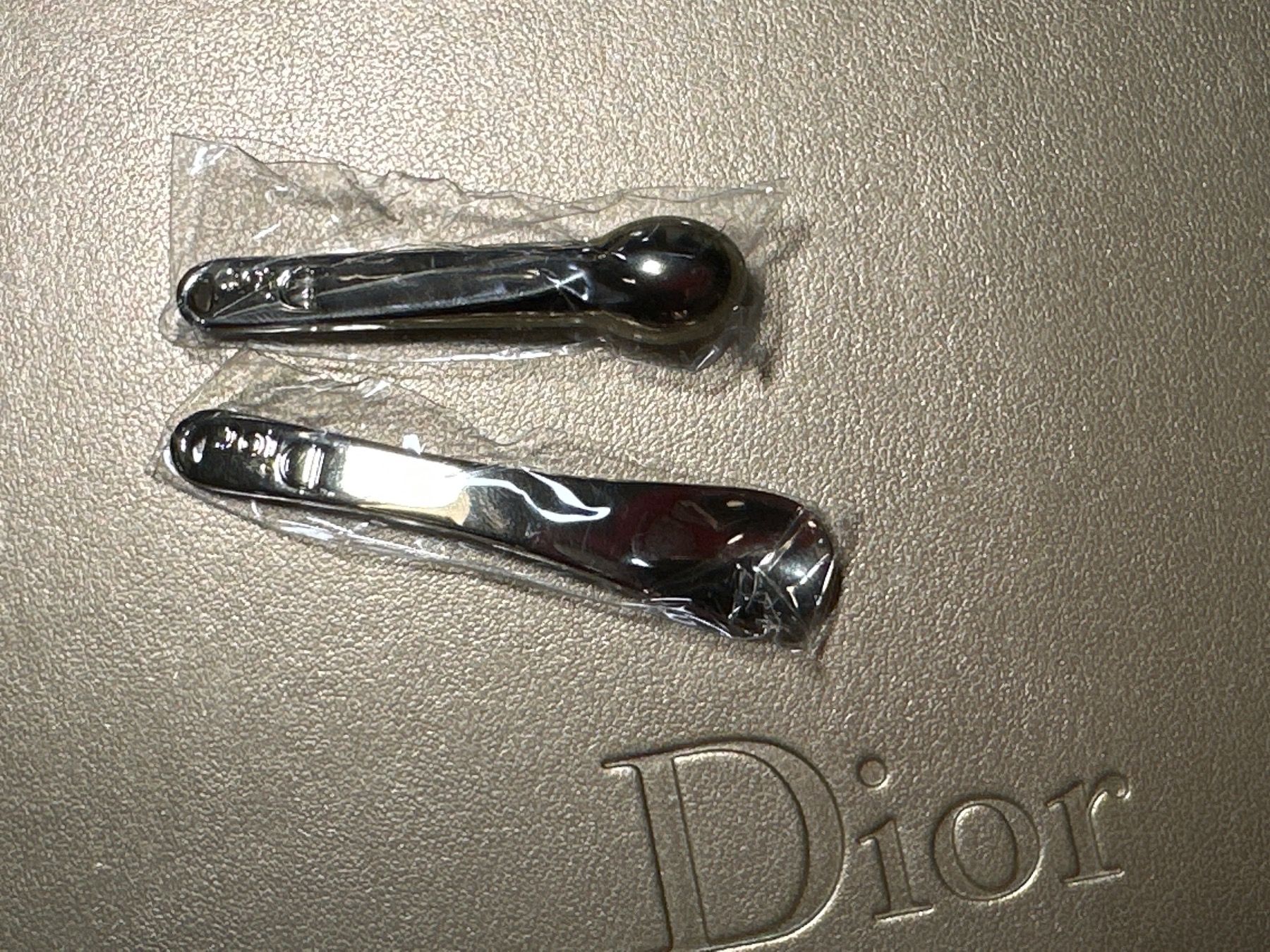 Dior Cura del viso: Dior prestige set – Nuovo (secondo la descrizione) da Pully venduto da Natala 1