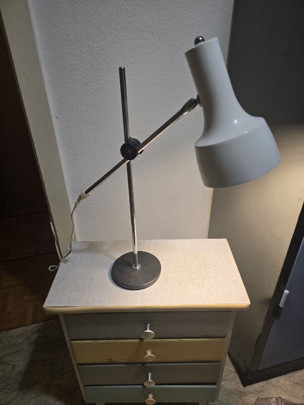 Lampade: 70er Tischlampe – Usato da Biel/Bienne venduto da alexriveros2 4