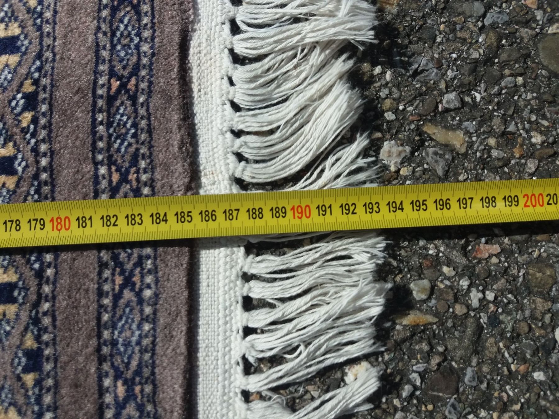Tappeti: Orientteppich mit Signatur, 195 x 129cm – Usato da Herzogenbuchsee venduto da all-around 7