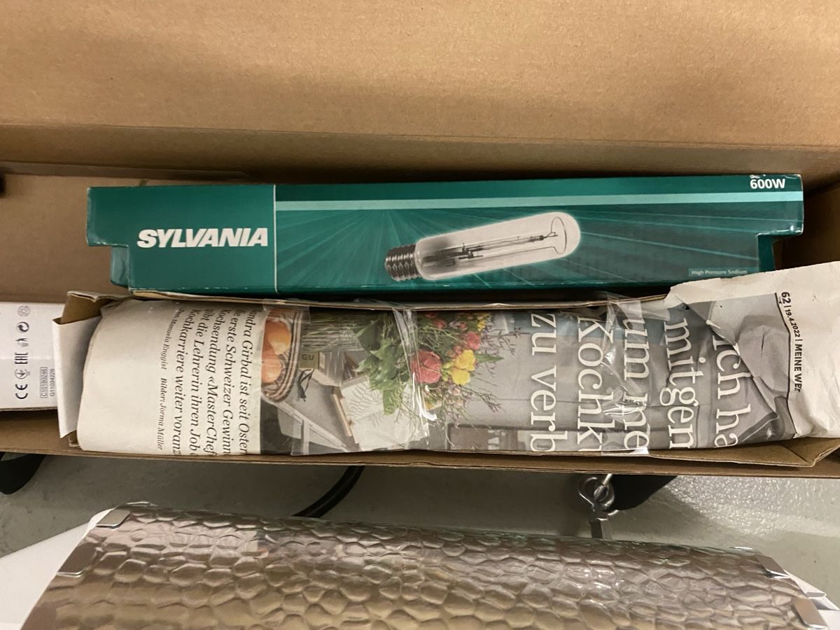 Growbox Altro: Growlampen – Usato da Sirnach venduto da Goforit2001 6