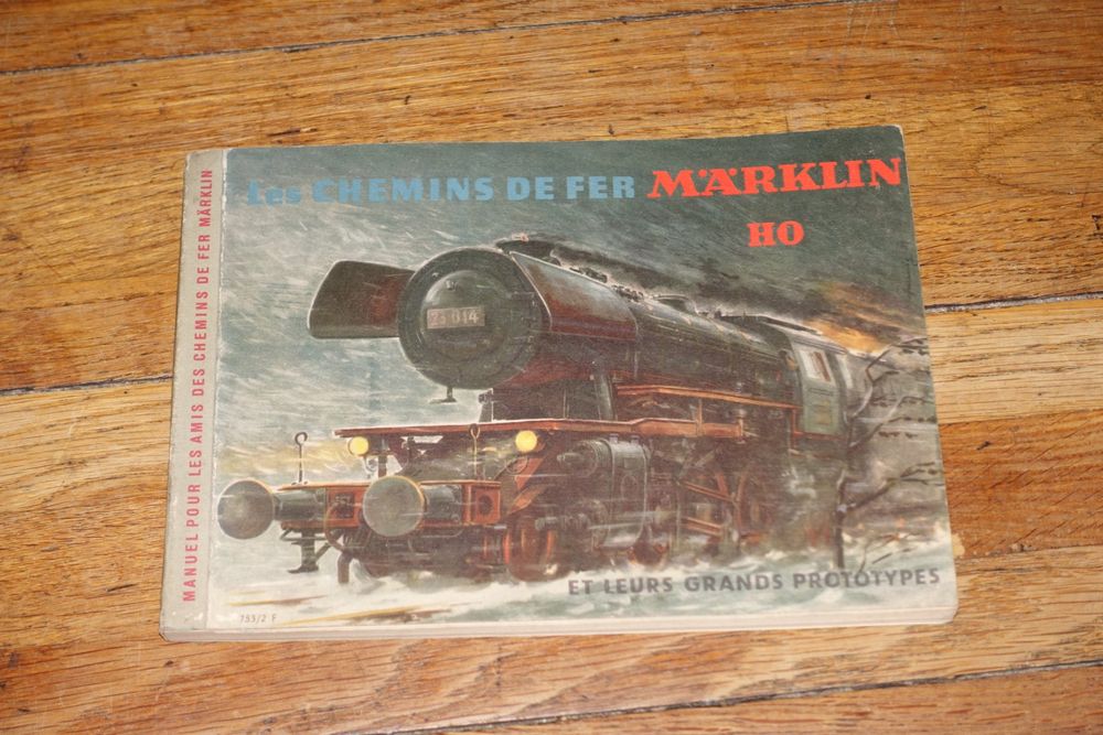 MAQUETTE DIORAMA QUAI de gare HORNBY non JOUEF circuits trains électriques HO EUR 14,55