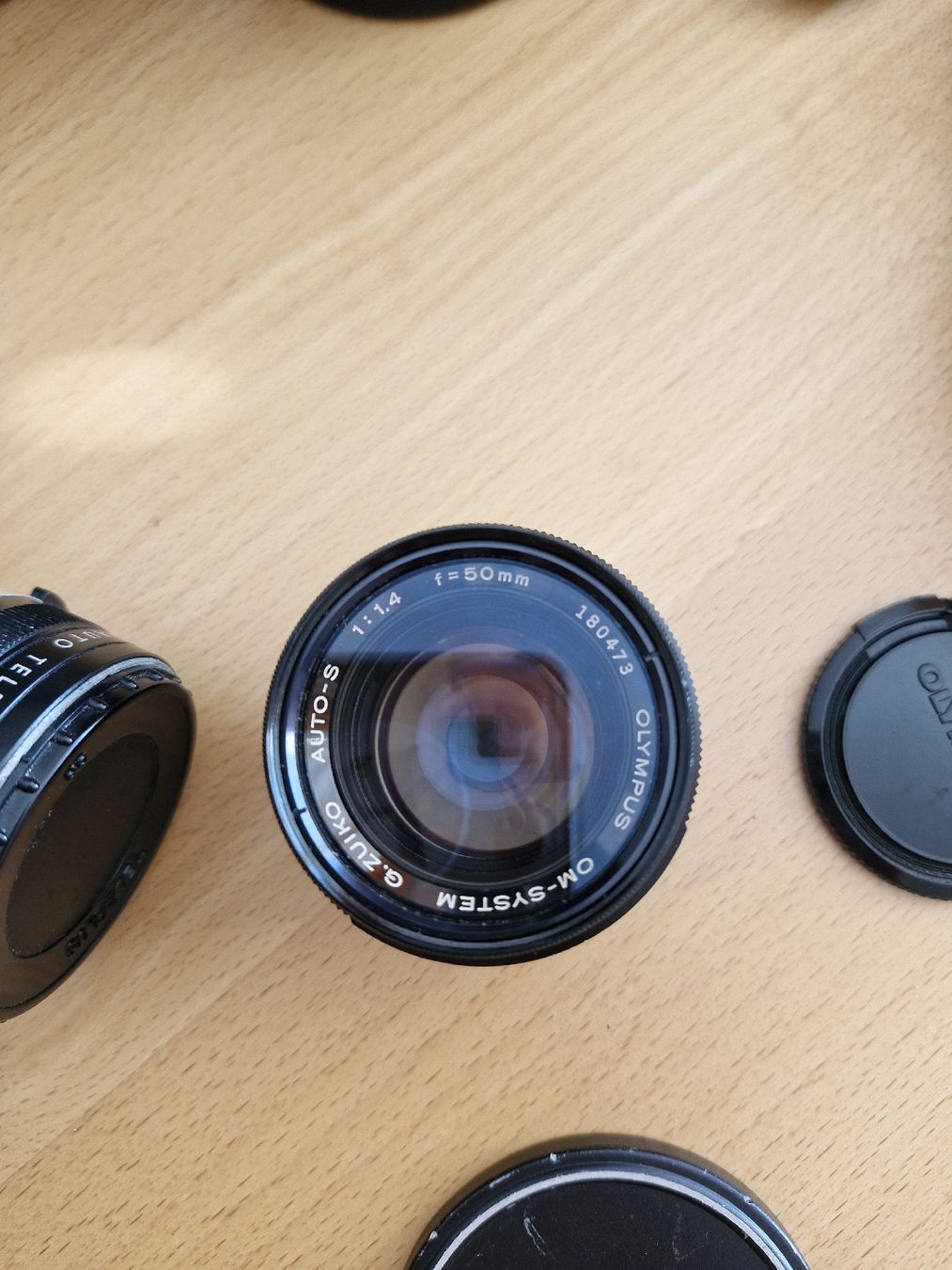 Olympus Fotocamera: alte Olympus Kamera mit Objektiven  – Difettoso da Obernau venduto da flipflop09 7