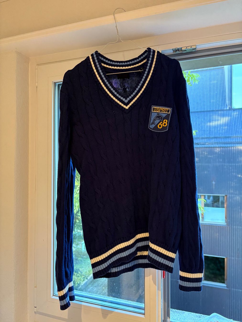 Esprit Pullover & Sweatshirts: Strickpullover, Cricketpullover Marke Esprit in Blau M/L – Gebraucht aus Bern von Trittbrettdriver 3