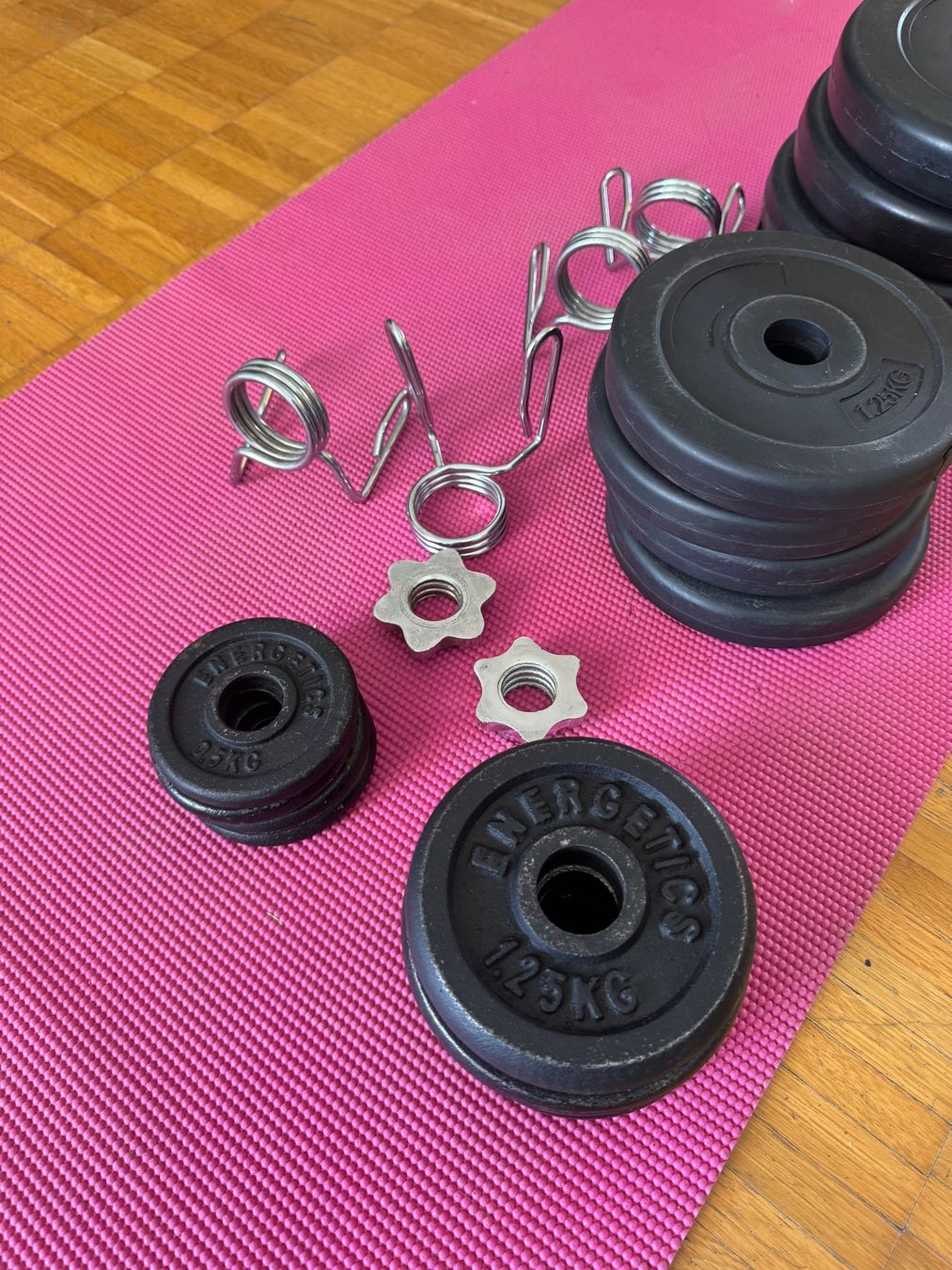 Manubri & Pesi: Weights 2.5 kg and more – Usato da Herrliberg venduto da lci_d2mx