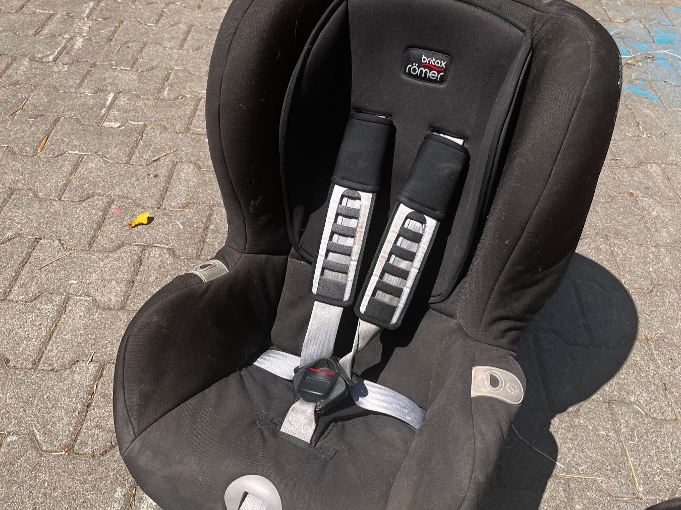 Britax Römer Seggiolini per auto: Römer Britax Kindersitz – Usato da Engishofen venduto da Kala777