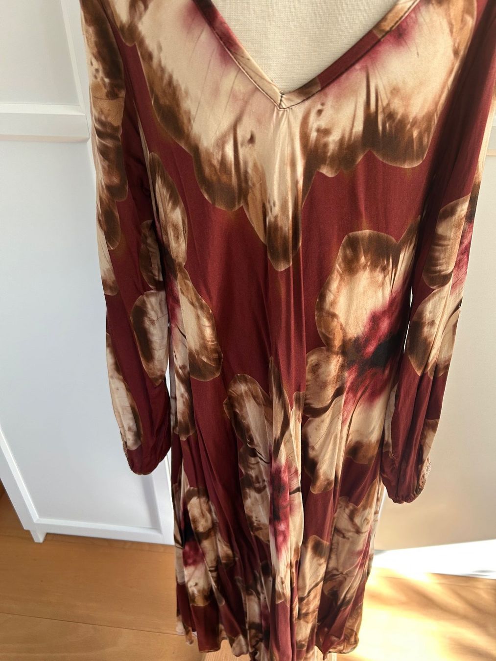 Vestiti: Midi-/Maxikleid – Usato da Luzern venduto da lou4444 1