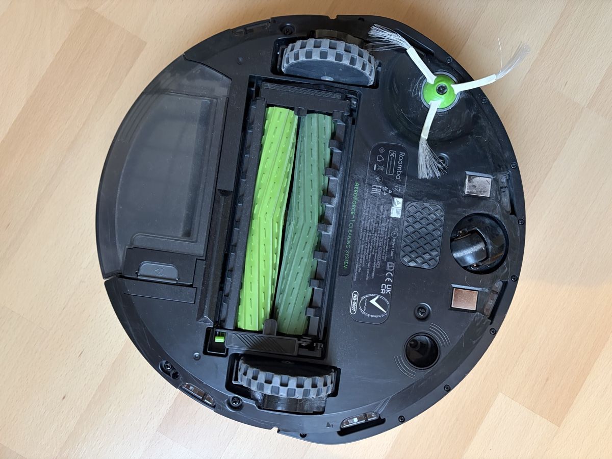 Irobot Staubsauger & Zubehör: iRobot Roomba i7 Saugroboter – Gebraucht aus Herisau von spinn_chind 3