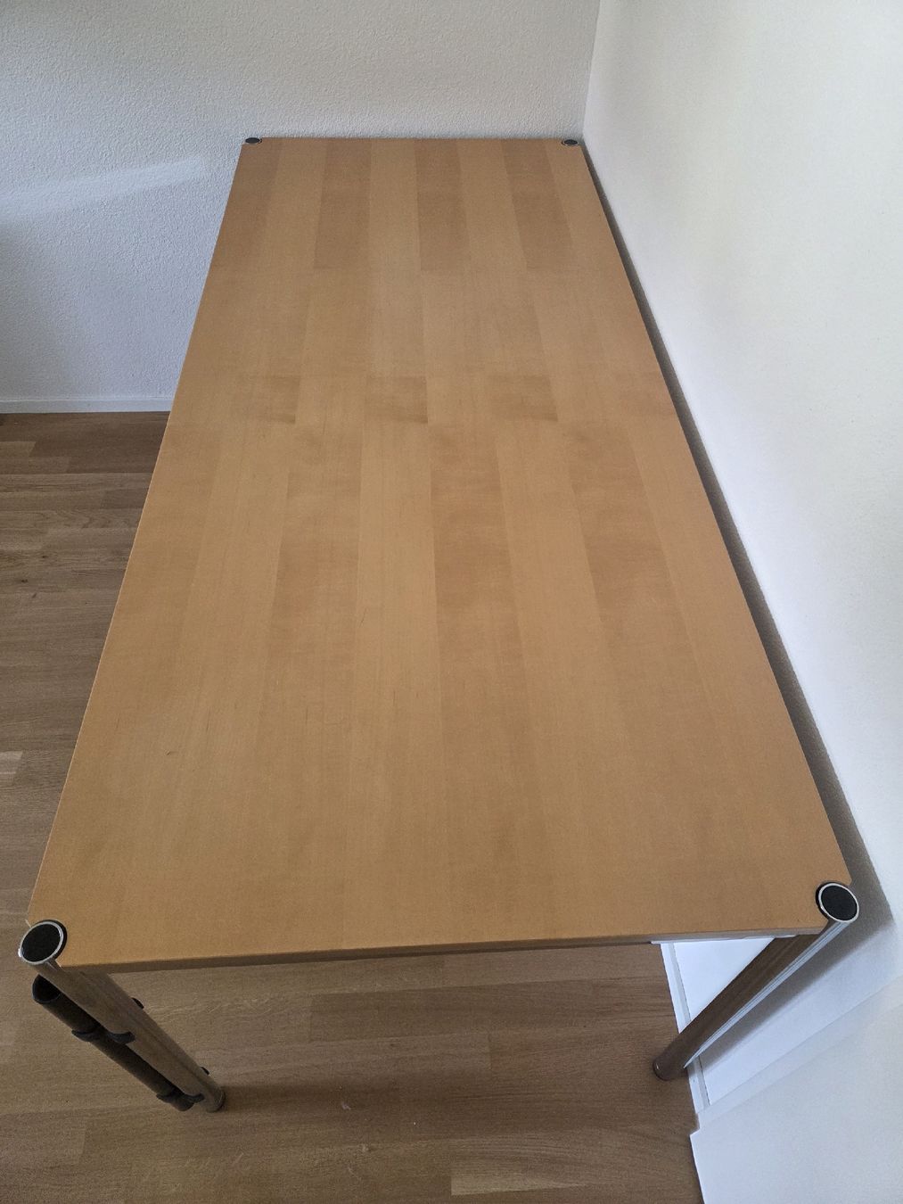 Scrivanie: Bürotisch – Usato da Rüti ZH venduto da rue_y8fj 1