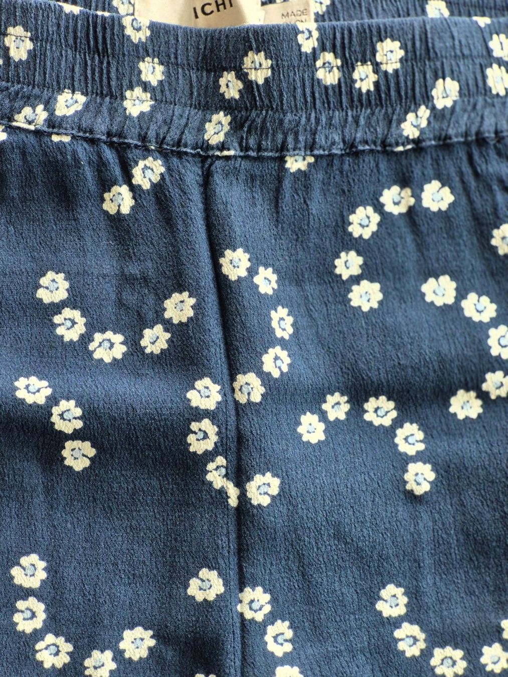 Lotti di vestiti: Kleiderpaket Sommerhosen – Usato da Zürich venduto da Mokile 5