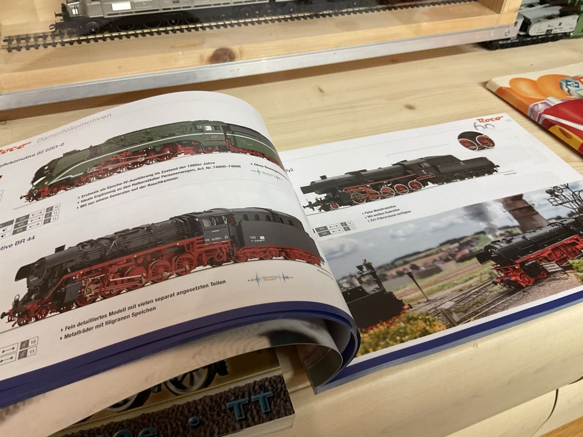 Bücher: Gesamtkatalog Roco  – Gebraucht aus Wald ZH von Sbbemilio 3
