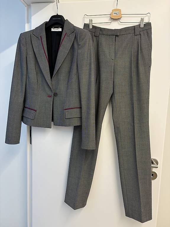 Anzüge & Kostüme: Tailleur Versace – Gebraucht aus Soazza von afa_r6cx