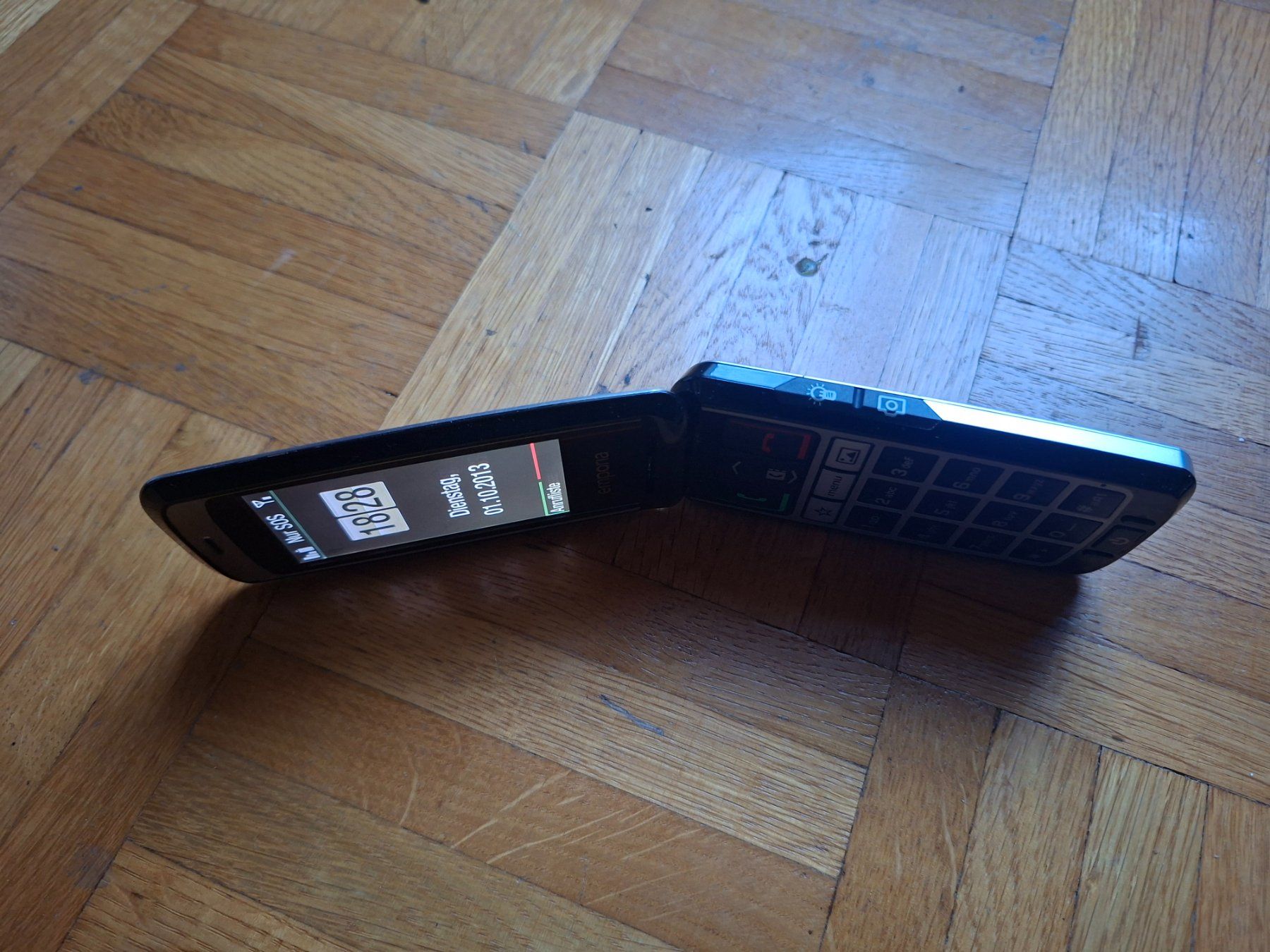 Emporia Handys / Smartphones: Emporia V87 – Gebraucht aus Vitznau von mgaraventa 2
